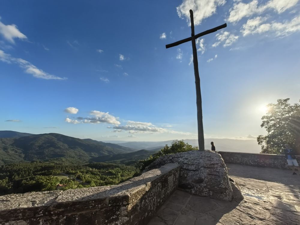 Bergkreuz am Franziskusweg